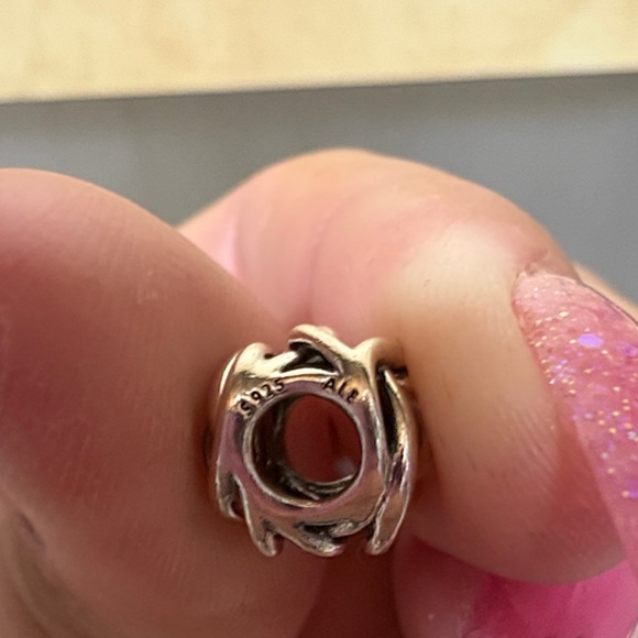 Pandora NWOT Clear Eternity Circle Charm - Picture 2 of 5